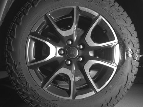 Used 2025 Jeep Compass Trailhawk image 14