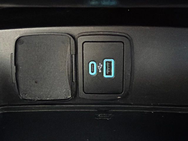Used 2021 Ford Bronco Outer Banks AWD/4WD image 32