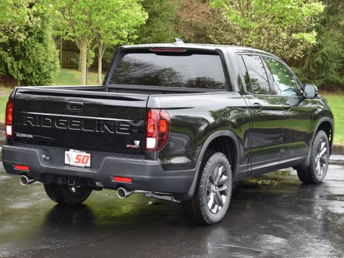 New 2026 Honda Ridgeline Sport image 8