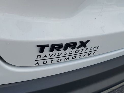 Used 2024 Chevrolet Trax RS w/ Driver Confidence Package image 26