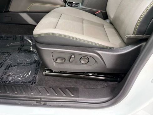 New 2026 Chevrolet Colorado ZR2 image 13