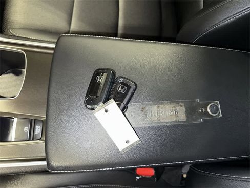 Used 2022 Honda Accord Sport image 31