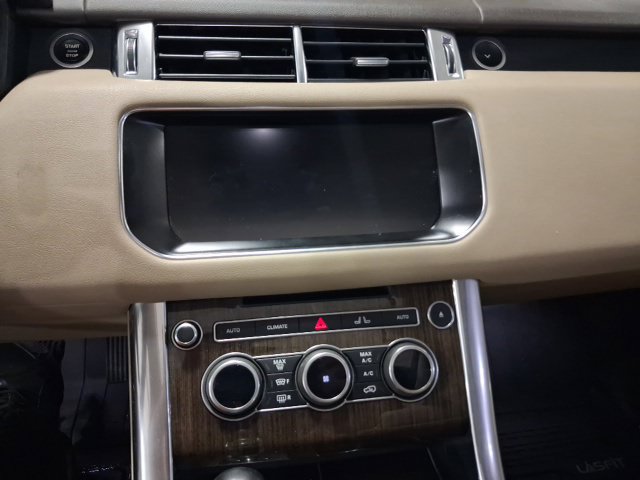 Used 2017 Land Rover Range Rover Sport HSE AWD/4WD image 12