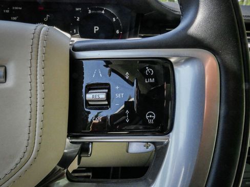 Used 2023 Land Rover Range Rover SE AWD/4WD image 20