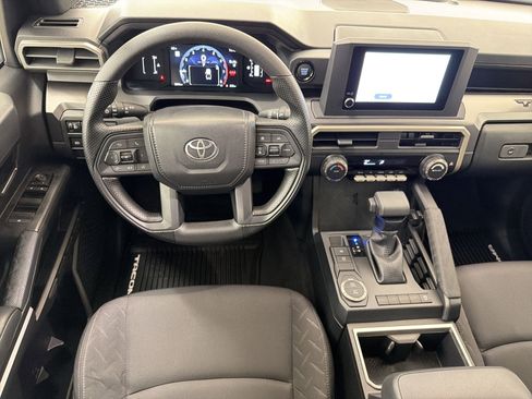 Used 2025 Toyota Tacoma SR5 image 4