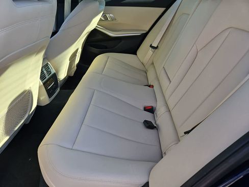 Used 2020 BMW 330i Sedan w/ Premium Package image 20