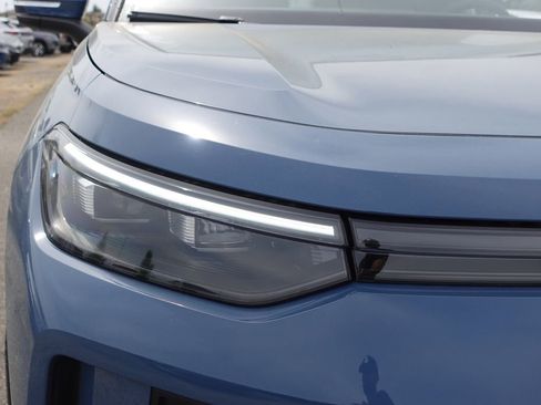 New 2026 Volkswagen Tiguan SE AWD/4WD image 13