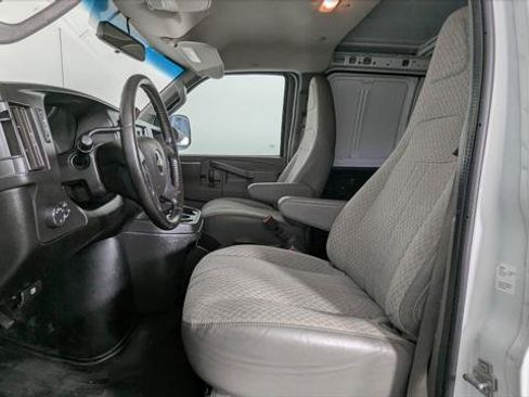 Used 2020 Chevrolet Express 2500 w/ Safety Package RWD image 16