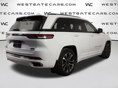 Used 2022 Jeep Grand Cherokee Overland w/ Luxury Tech Group IV image 51