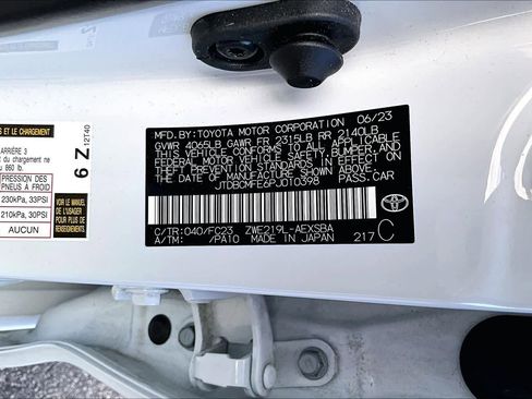 Certified 2023 Toyota Corolla LE image 32