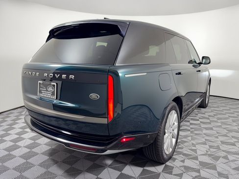 Used 2023 Land Rover Range Rover Long Wheelbase SE AWD/4WD image 9