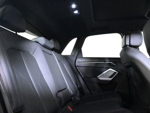 Used 2023 Audi Q3 2.0T Premium Plus AWD/4WD image 17