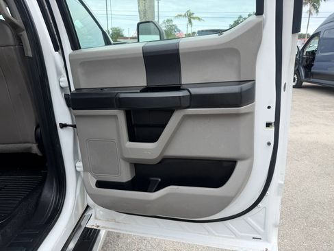 Used 2019 Ford F550 4x4 Crew Cab Super Duty image 16