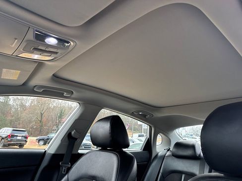 Used 2018 Kia Optima S w/ Panoramic Sunroof Package image 26