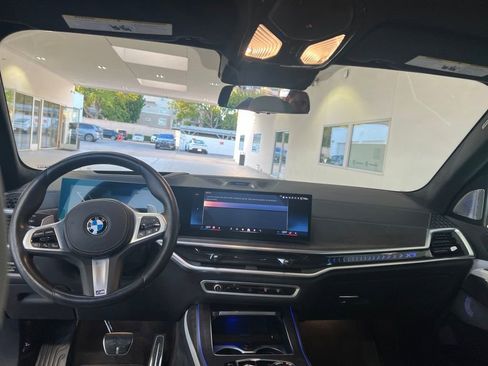Certified 2025 BMW X7 xDrive40i w/ Executive Package AWD/4WD image 13