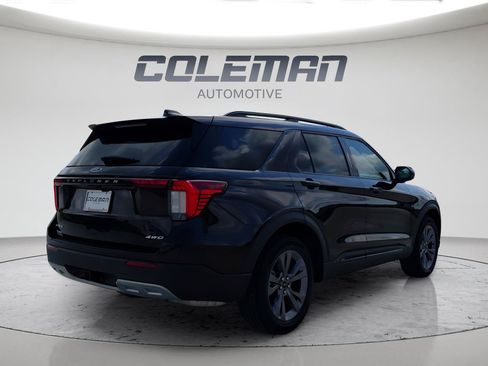 New 2026 Ford Explorer Active w/ Active Comfort Package AWD/4WD image 9