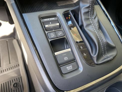 Certified 2024 Honda CR-V EX image 26