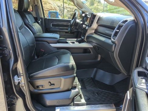 Used 2021 RAM 2500 Laramie AWD/4WD image 18