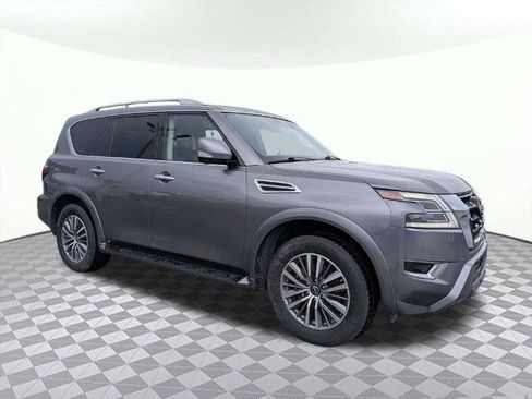 Used 2024 Nissan Armada SL w/ Captain's Chairs Package AWD/4WD image 1
