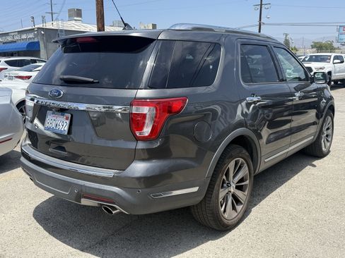 Used 2018 Ford Explorer Limited image 9