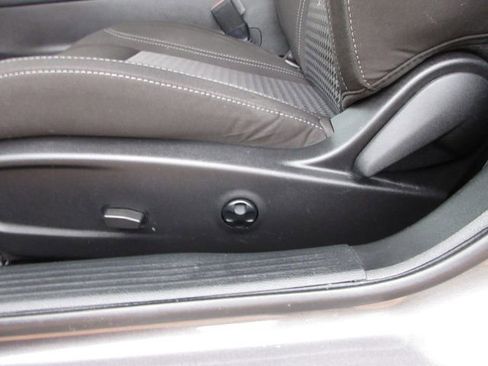 Used 2021 Dodge Challenger SXT w/ Blacktop Package image 12