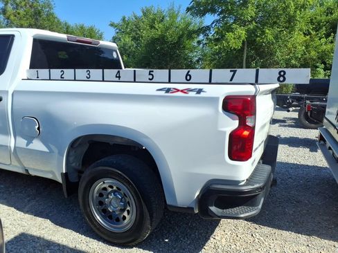 Used 2021 Chevrolet Silverado 1500 W/T w/ WT Value Package AWD/4WD image 2