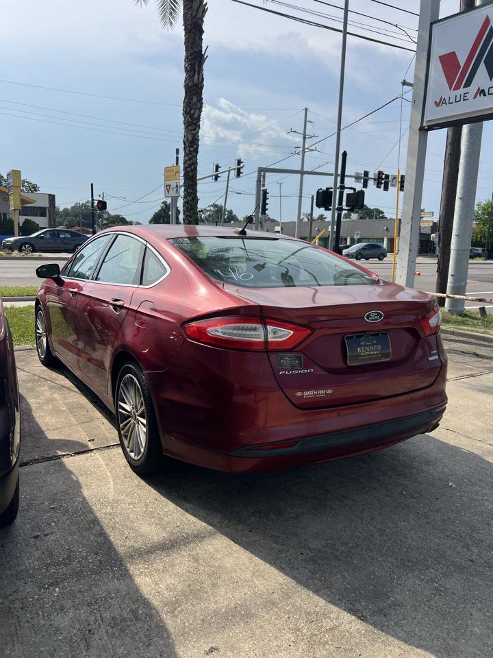 Used 2014 Ford Fusion SE w/ Equipment Group 202A FWD image 5