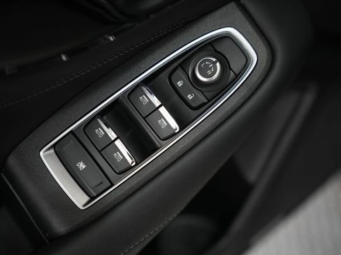 Used 2020 Subaru Outback Limited image 46