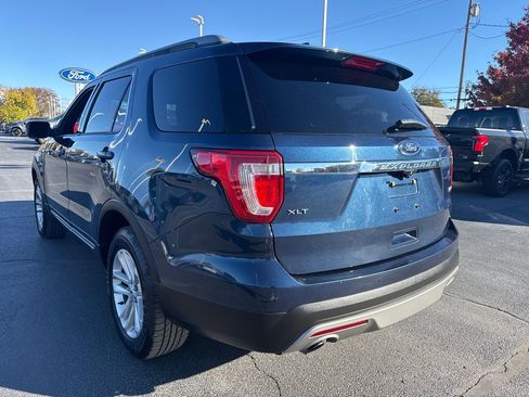 Used 2016 Ford Explorer XLT w/ Equipment Group 202A image 9