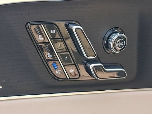 Certified 2026 Cadillac Lyriq Signature Luxury w/ Nappa Leather Package AWD/4WD image 26