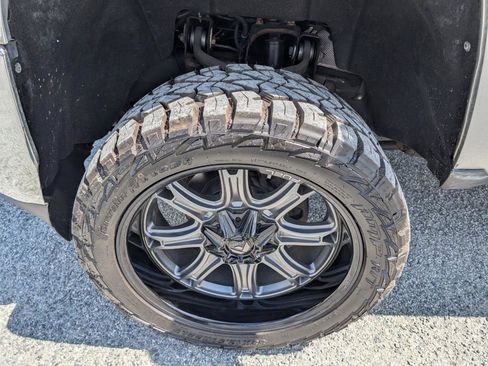 Used 2018 Chevrolet Silverado 2500 W/T w/ WT Convenience Package image 8