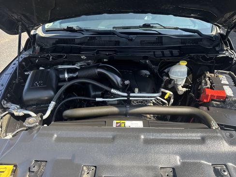 Used 2016 RAM 1500 Laramie w/ Convenience Group image 11