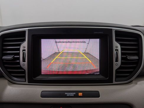 Used 2018 Kia Sportage LX w/ LX Technology Package AWD/4WD image 30