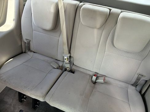 Used 2016 Kia Sedona LX w/ LX Convenience Package FWD image 16