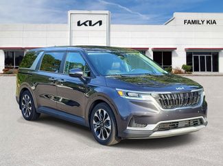 Used 2022 Kia Carnival EX FWD 360° Tour