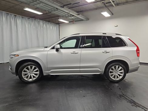 Used 2018 Volvo XC90 T6 Momentum w/ Convenience Package image 6