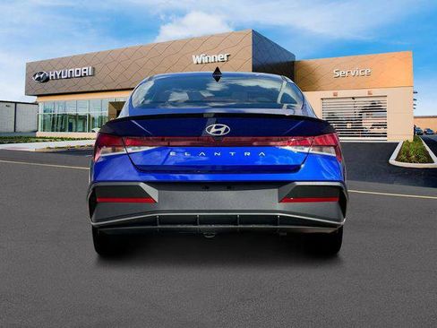 New 2025 Hyundai Elantra Sport image 6