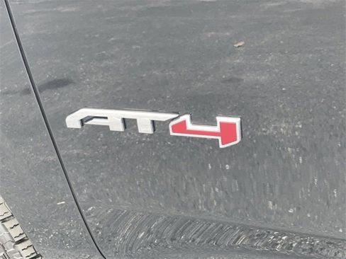 New 2026 GMC Yukon XL AT4 Ultimate w/ LPO, Illumination Package image 33