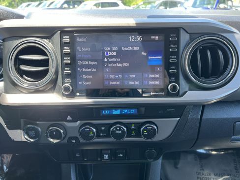Used 2023 Toyota Tacoma SR5 AWD/4WD image 18