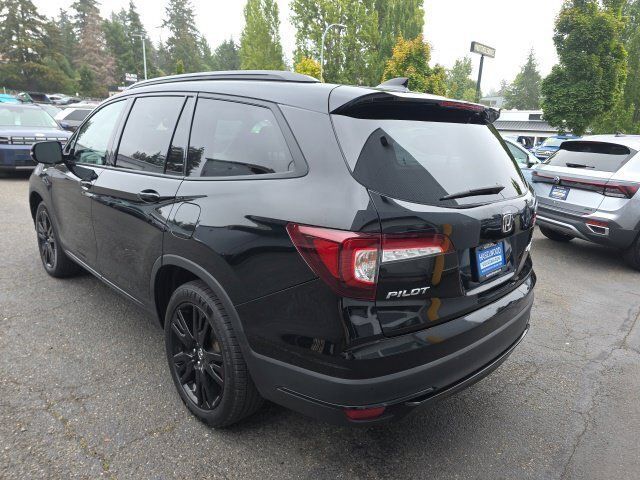 Used 2020 Honda Pilot Black Edition image 2