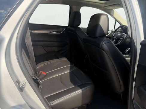 Used 2018 Cadillac XT5 Luxury w/ Driver Awareness Package AWD/4WD image 15