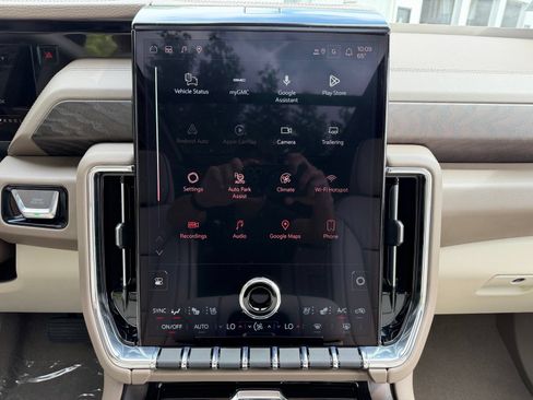 New 2026 GMC Yukon XL Denali w/ Denali Reserve Package AWD/4WD image 21