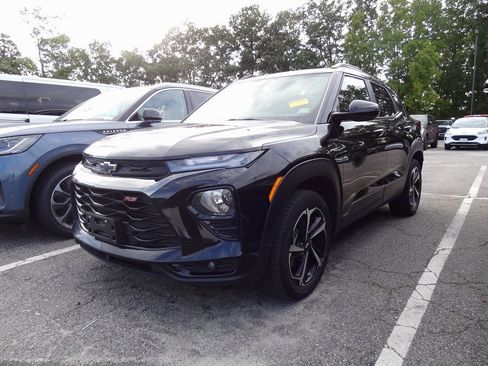 Used 2022 Chevrolet TrailBlazer RS image 3