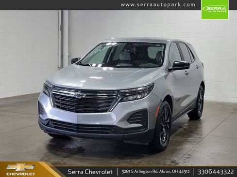 Used 2024 Chevrolet Equinox LS w/ LS Convenience Package FWD image 1