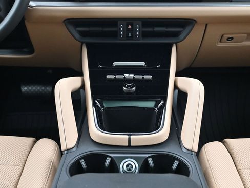 New 2026 Porsche Cayenne image 10