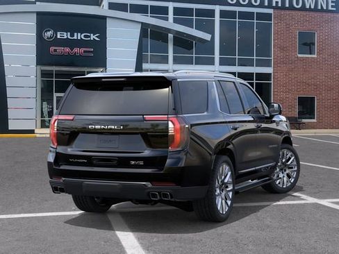 New 2026 GMC Yukon Denali Ultimate AWD/4WD image 4