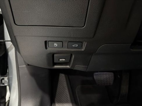 Used 2024 Lexus ES 350 w/ Premium Package image 15