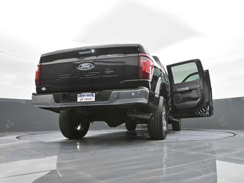 Used 2024 Ford F150 XLT w/ Mobile Office Package image 45