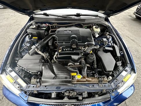 Used 2002 Lexus IS 300 image 10