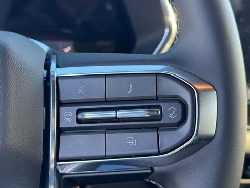 New 2026 GMC Canyon Elevation w/ Convenience Package image 18